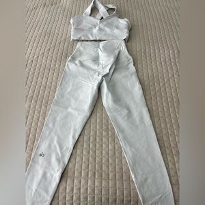 ALO Yoga Women's White Leggings and Top Set